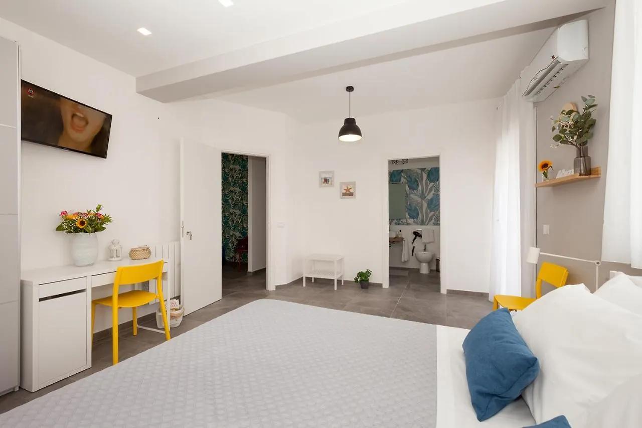 Nerissa Suites&Rooms Terrasini