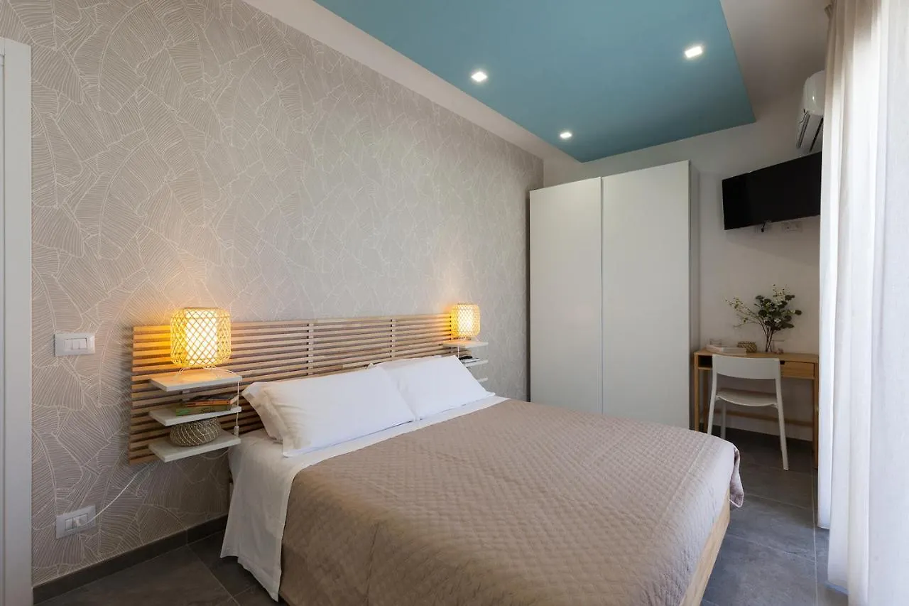 Nerissa Suites&Rooms Terrasini Gasthof
